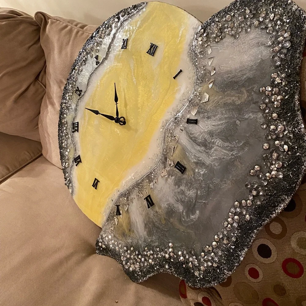 Wall clock work with resin